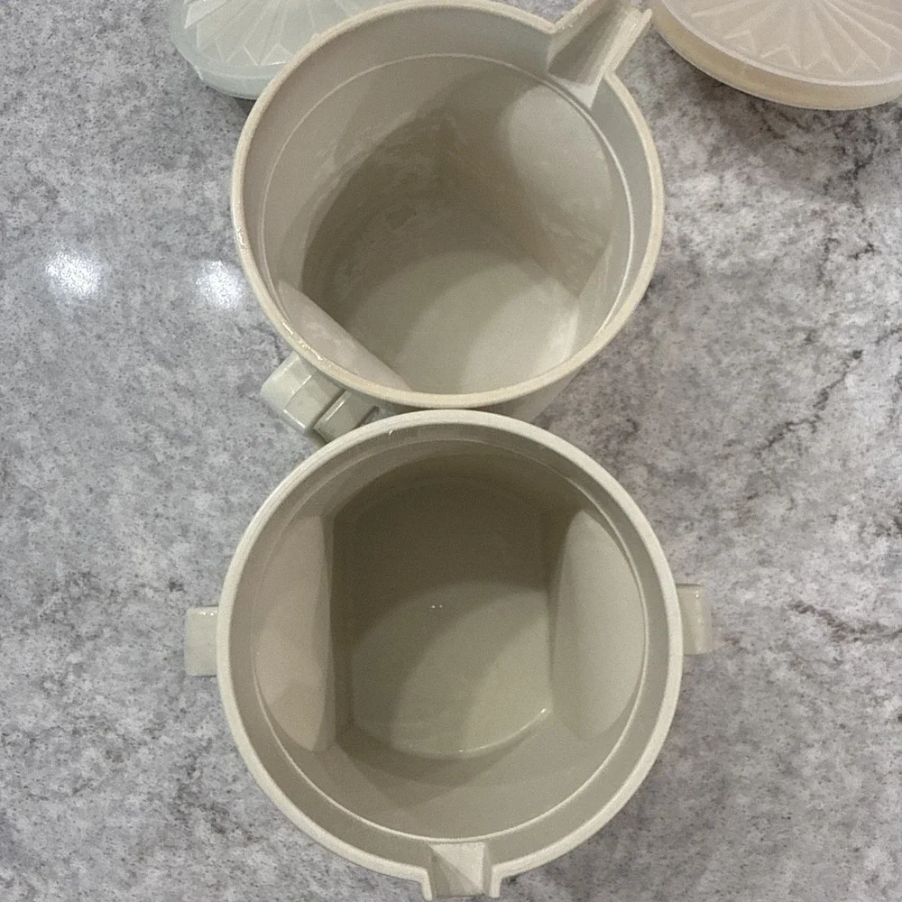 Vintage Tupperware Sugar & Creamer set 1415-14 & 1414-6 Push-In Lids 3.5